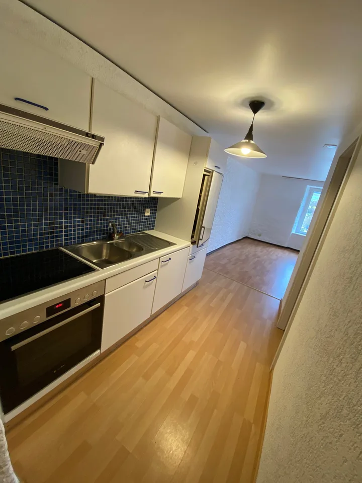 Charmantes 2.5-Zimmer-Wohnung von 40m2 im 2. Stock im Herzen der Altstadt in einer ruhigen Nachbarschaft