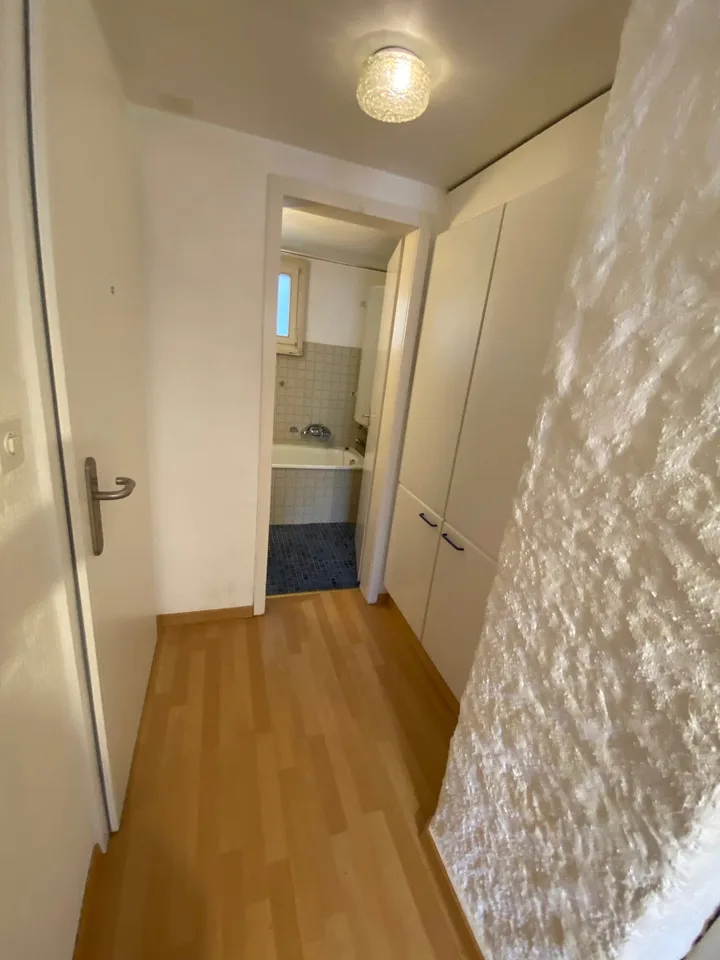 Incantevole appartamento di 2.5 locali di 40m2 al 2° piano nel cuore della città vecchia in un quartiere tranquillo – foto 9 di 19