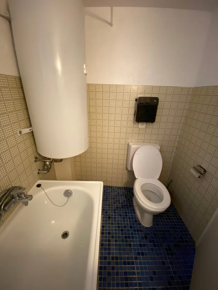 Incantevole appartamento di 2.5 locali di 40m2 al 2° piano nel cuore della città vecchia in un quartiere tranquillo – foto 14 di 19