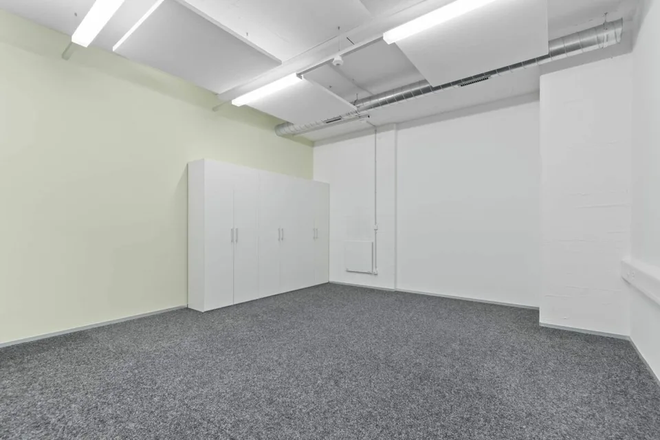 Spazio commerciale situato centralmente a Zürich-Altstetten – foto 6 di 9