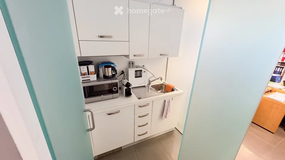 Modernes Büro mit 2.5 Räumen in Pambio-Noranco
