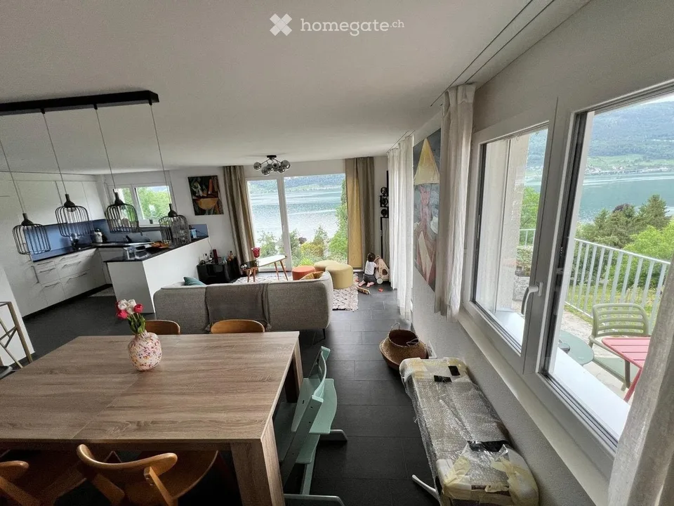 Schöne Duplex Wohnung, 5.5 Zimmer mit Seesicht