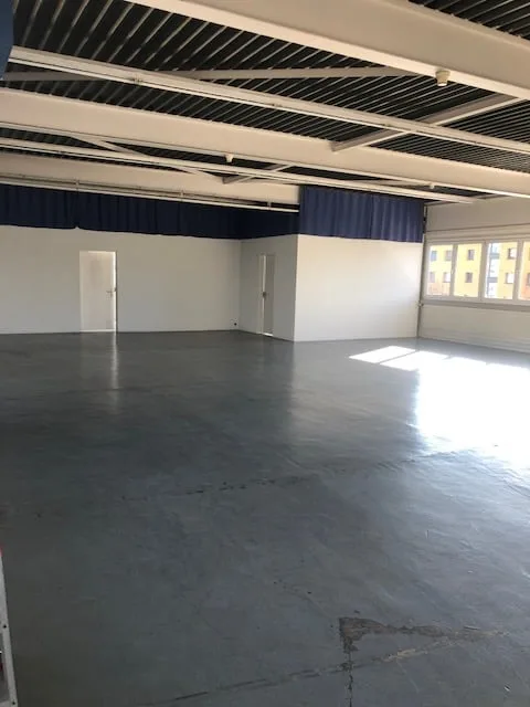 302 m2  Gewerbe- und Produktionsräume in Rapperswil-Jona SG