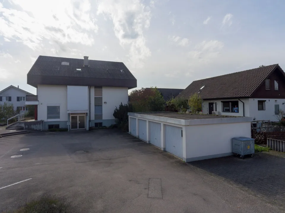 Aussenabstellplatz zu vermieten