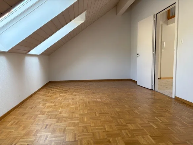 Zu vermieten sofort, charmantes 3,5-Zimmer-Apartment in Ballaigues
