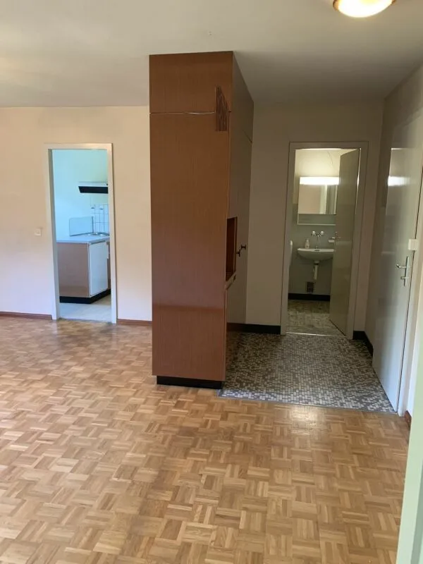 Zweizimmerwohnung in einer schönen grünen Umgebung – Foto 6 von 8