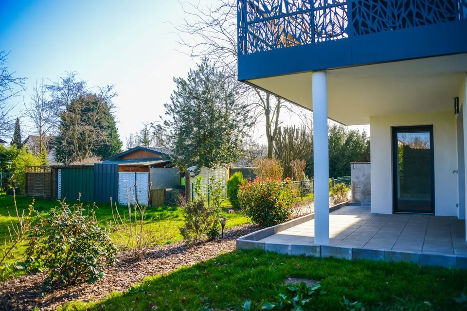 APPARTEMENT 3 PIÈCES AVEC JARDIN – MODERNE & LUMINEUX