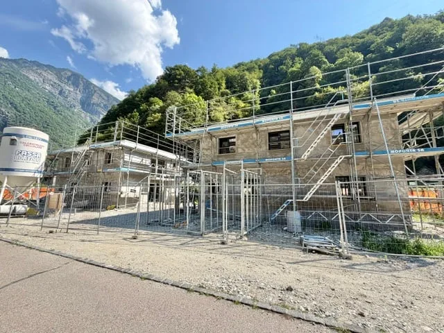 VENDESI A BIGNASCO - NUOVA casa unifamiliare di 5.5 locali con giardino privato Cevio
