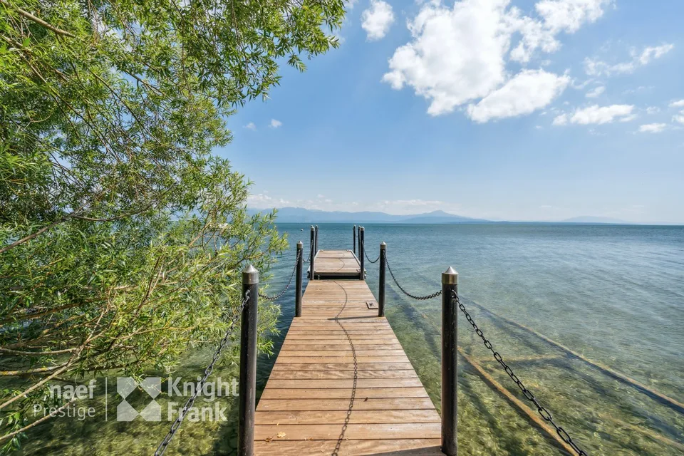 Stunning waterfront property