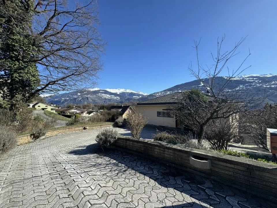 Villa Diolly