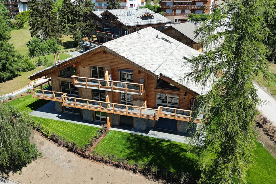 Chalet Altima - Attico duplex nuovo nel cuore della stazione