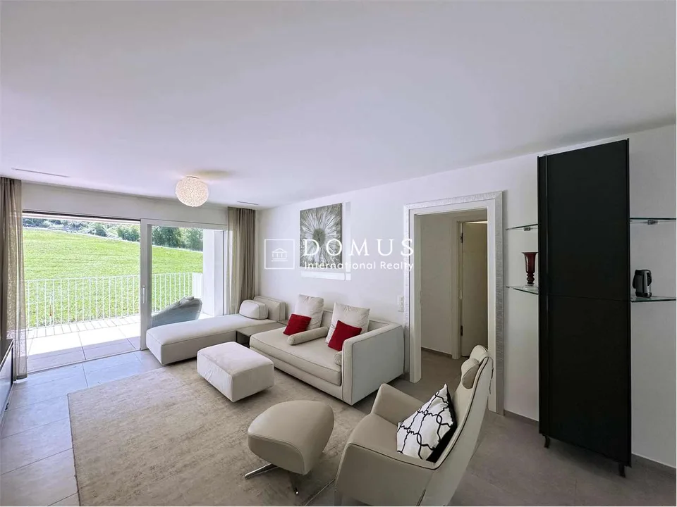 Moderno 4.5 Locali a Barbengo con Piscina e Spa