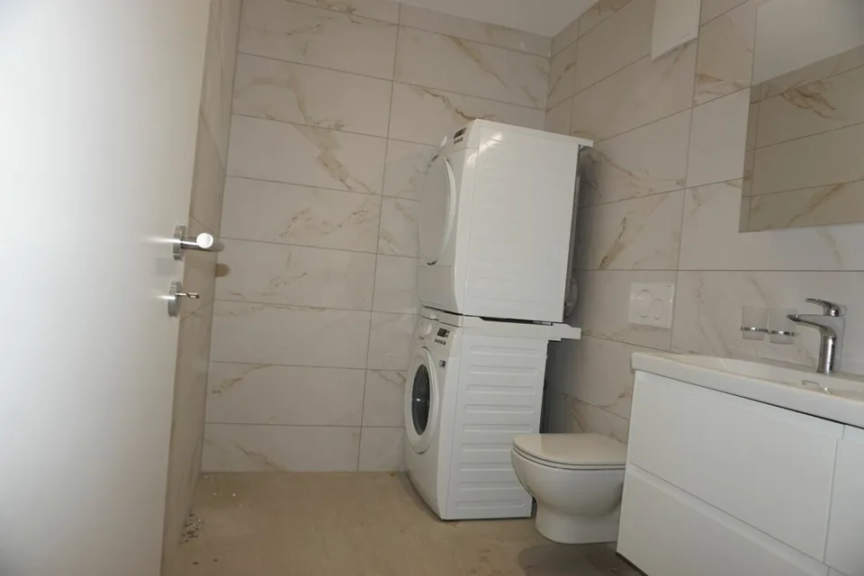 Appartamento di 4,5 locali - Superficie netta di 100 m2 - Terrazza di 45 m2 - Orientamento Sud-Sud/Est – foto 8 di 12