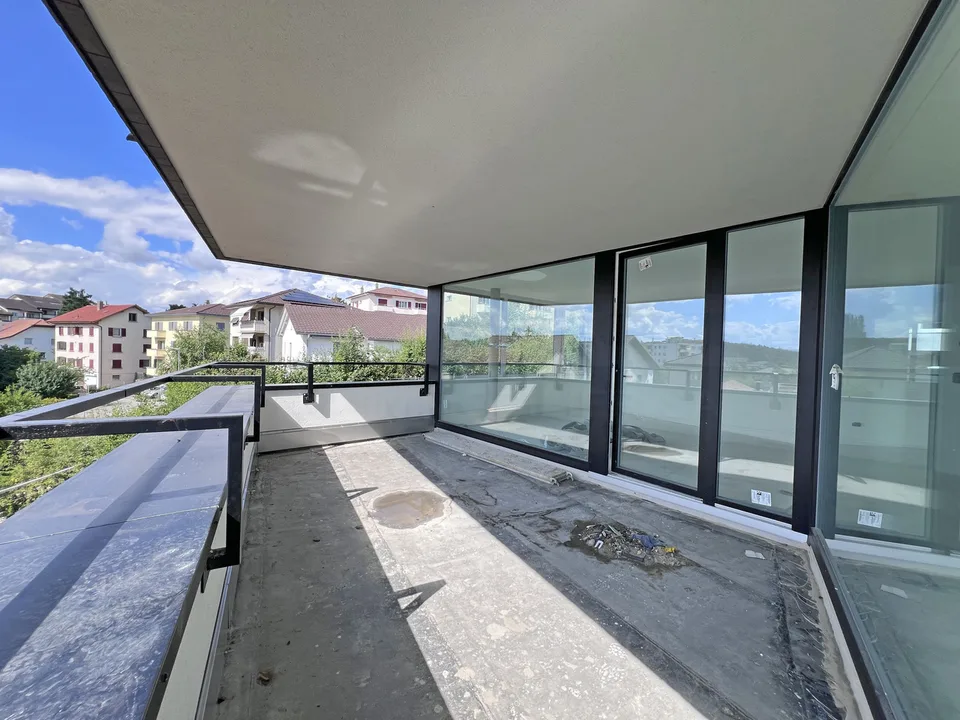 Appartamento 4.5 locali con eleganza architettonica, a 2 passi dal centro città