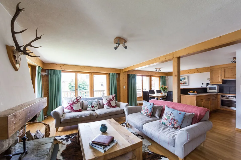 Appartement spacieux de trois chambres