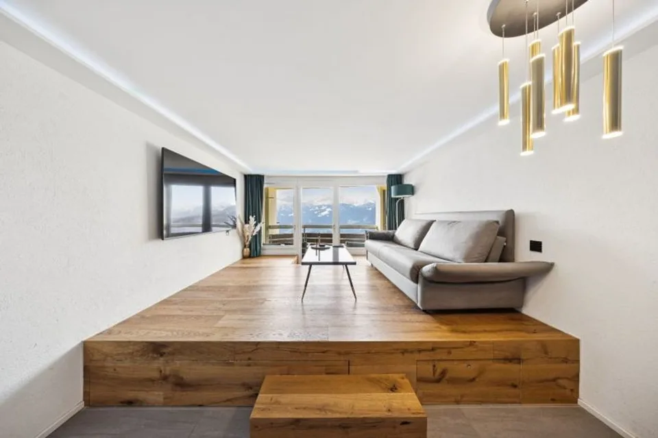 Charmant appartement de 3,5 pièces avec cuisine et salle de bains, lum