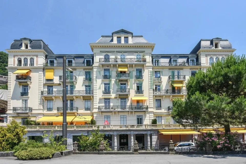 Très bel appartement de 3 pièces avec haut plafond
