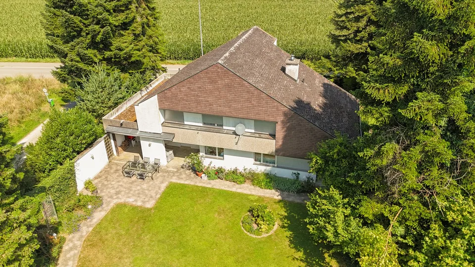 Propriété avec jardin semblable à un parc dans un emplacement unique – photo 21 sur 22