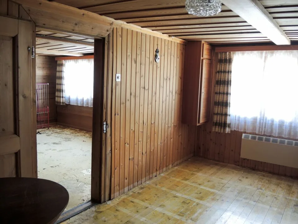 Traditionelle 2.5 Zimmerwohnung in altem Walliserhaus. Reserviert.