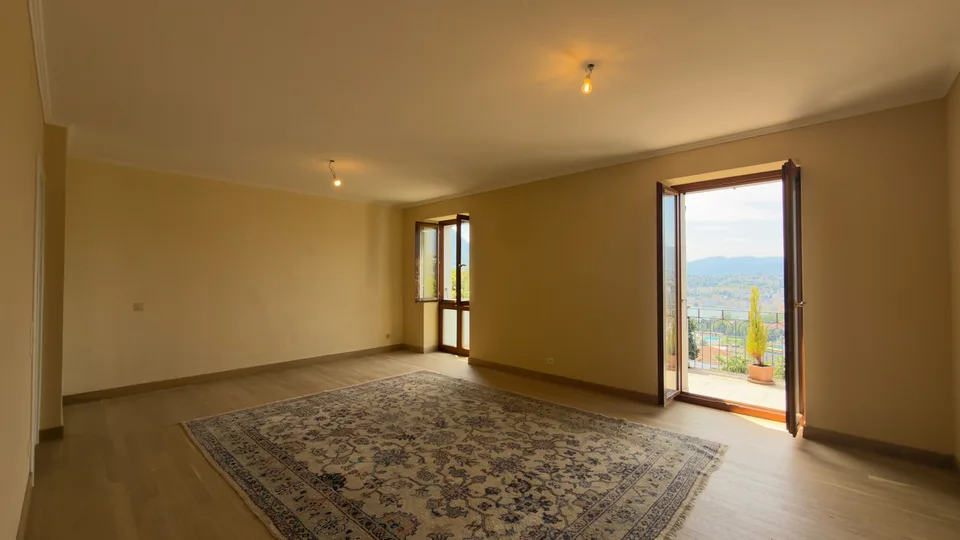 Elegante appartamento con vista mozzafiato
