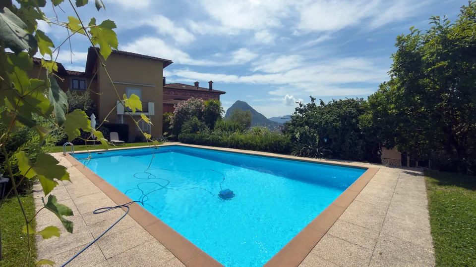 Elegante appartamento con vista mozzafiato – Foto 11 von 13