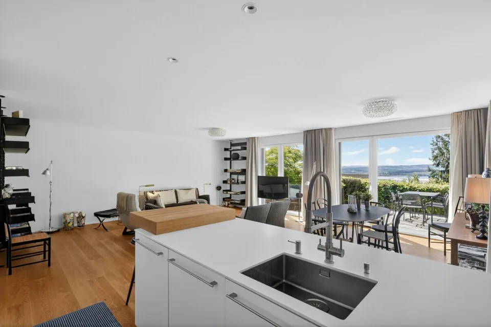 ELEVATED LIVING - Zug