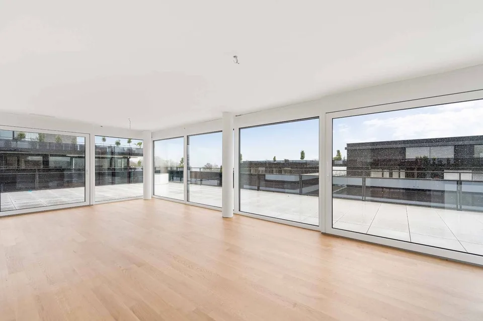 Schönes neues Attikapartment mit 4.5 Zimmern und großer Terrasse in Rolle