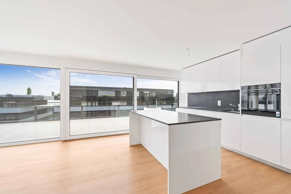 Schönes neues Attikapartment mit 4.5 Zimmern und großer Terrasse in Rolle