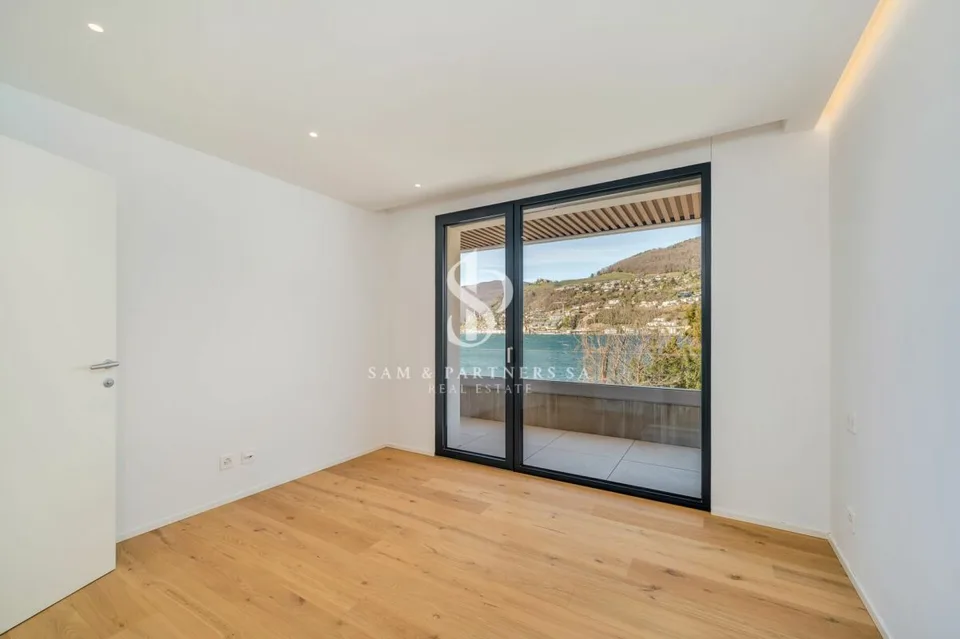 Nuova villa con vista lago – foto 13 di 17