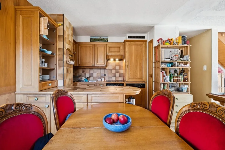 Zweifamilienhaus zur Renovierung