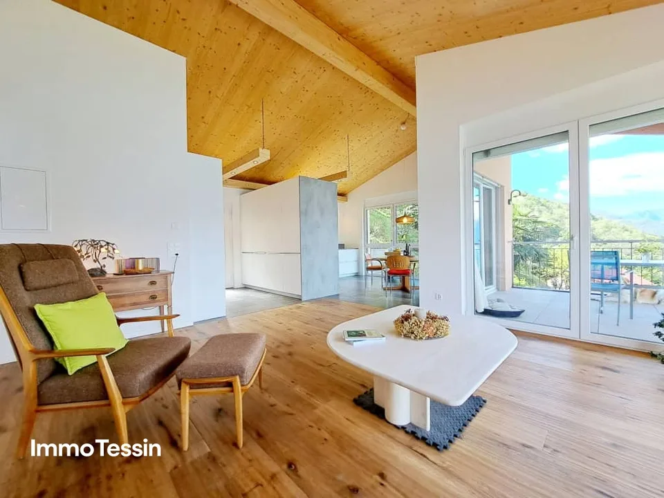 SELTENHEIT: Moderne 5 1/2 Zimmer Villa & Bauland mit einmaliger Seesicht auf den Lago Maggiore so weit das Auge reicht – Foto 9 von 13