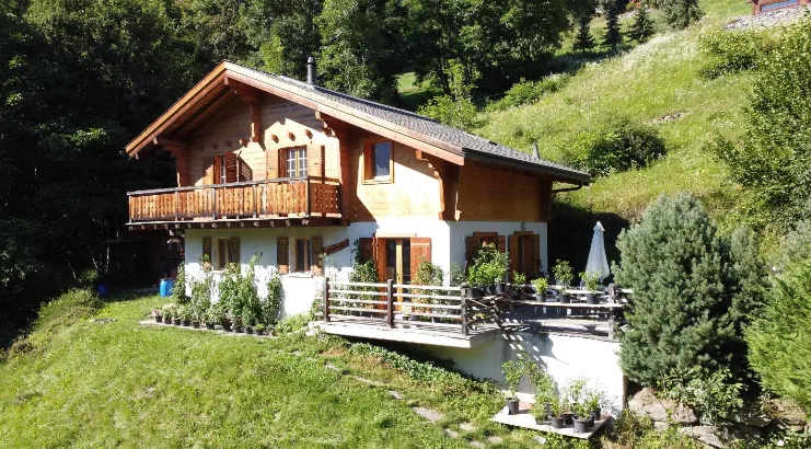 Südorientiertes Haus mit 4.5 Zimmern