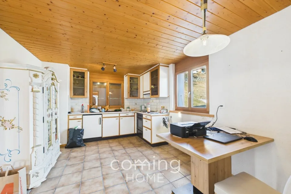 Vivere e costruire a Mund - Chalet di 5,5 locali con giardino e quattro lotti edificabili W2