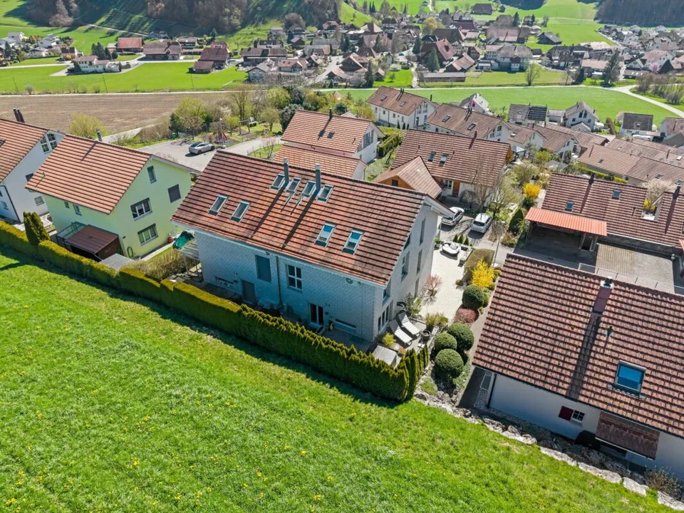 Casa a schiera di 7,5 locali in posizione soleggiata