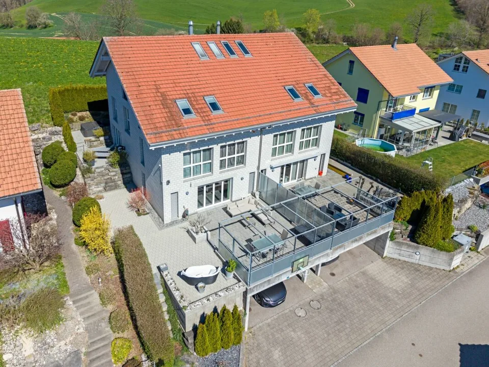 Casa a schiera di 7,5 locali in posizione soleggiata