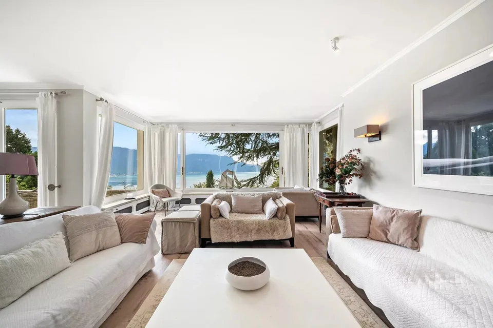 Superbe propriété avec piscine, vue panoramique au-dessus de Montreux – photo 10 sur 13