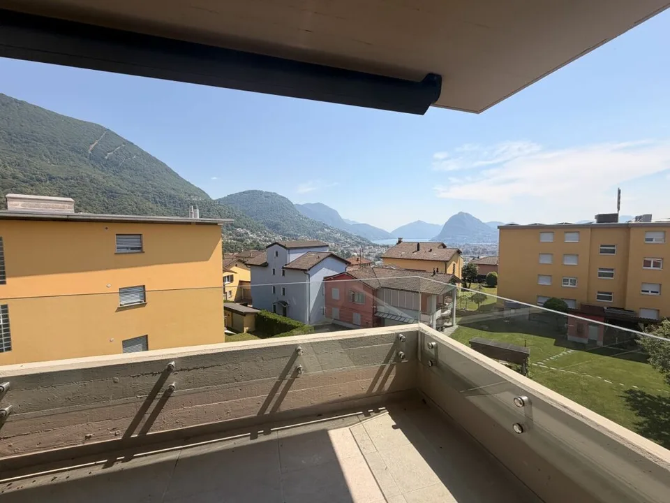 CANOBBIO - 4.5 ATTICO COMPLETAMENTE RINNOVATO, VISTA LAGO, TECNOLOGIA E COMFORT – foto 11 di 18