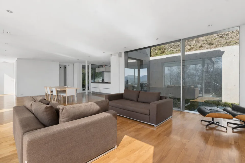 Residenza Twin Lake - Villa moderna con piscina e vista lago – Foto 6 von 13