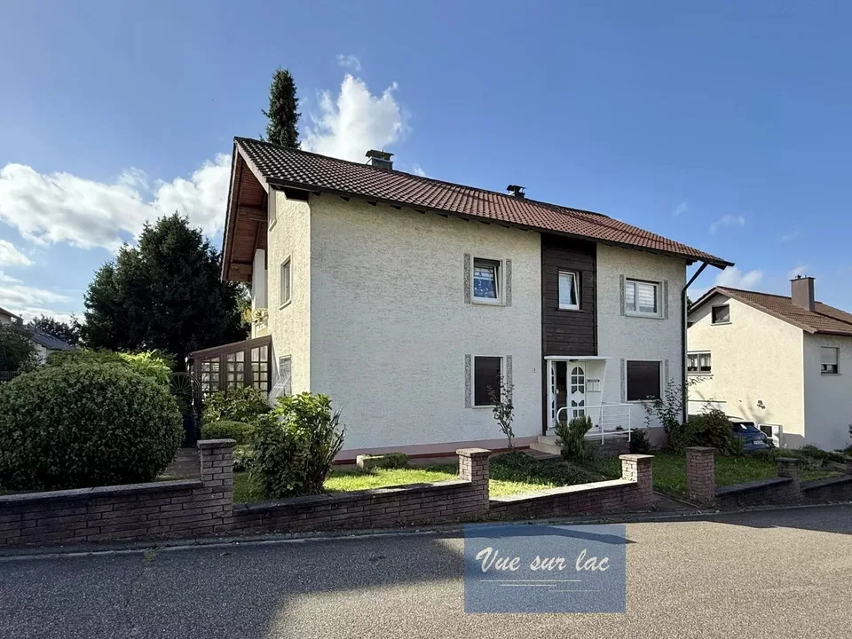 Maison familiale de deux appartement