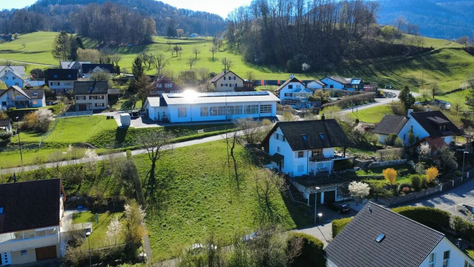 697 m² de terrain à bâtir à Reigoldswil