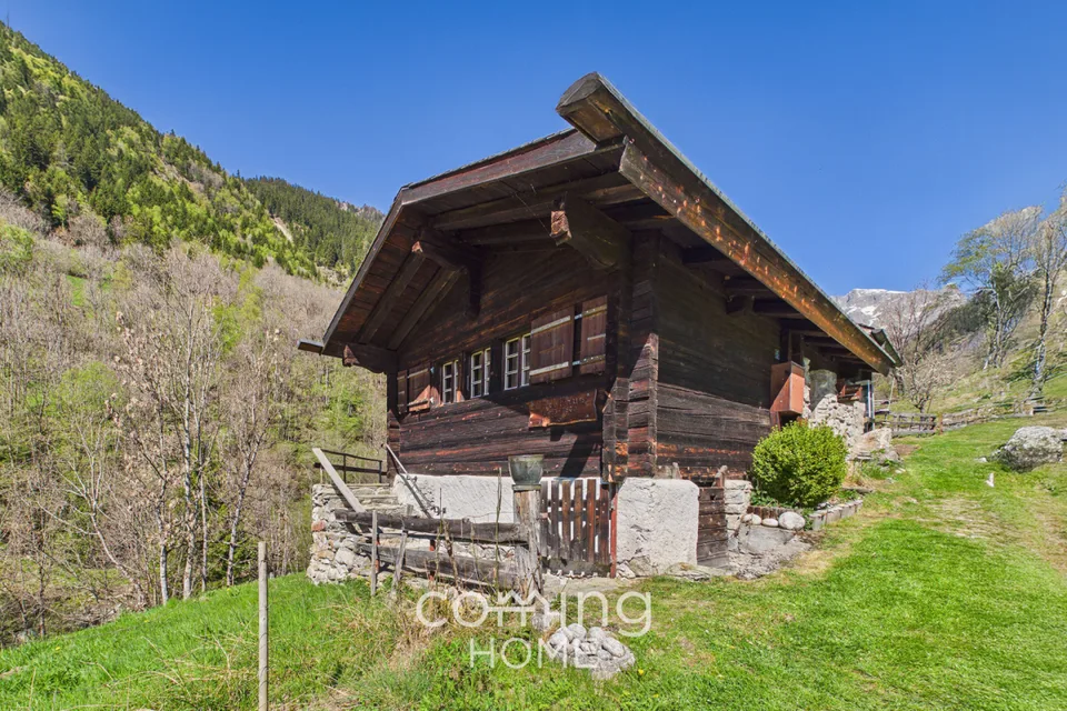 Rückzugsort im Fieschertal - Chalet mit Nebengebäude nahe dem Aletschgebiet