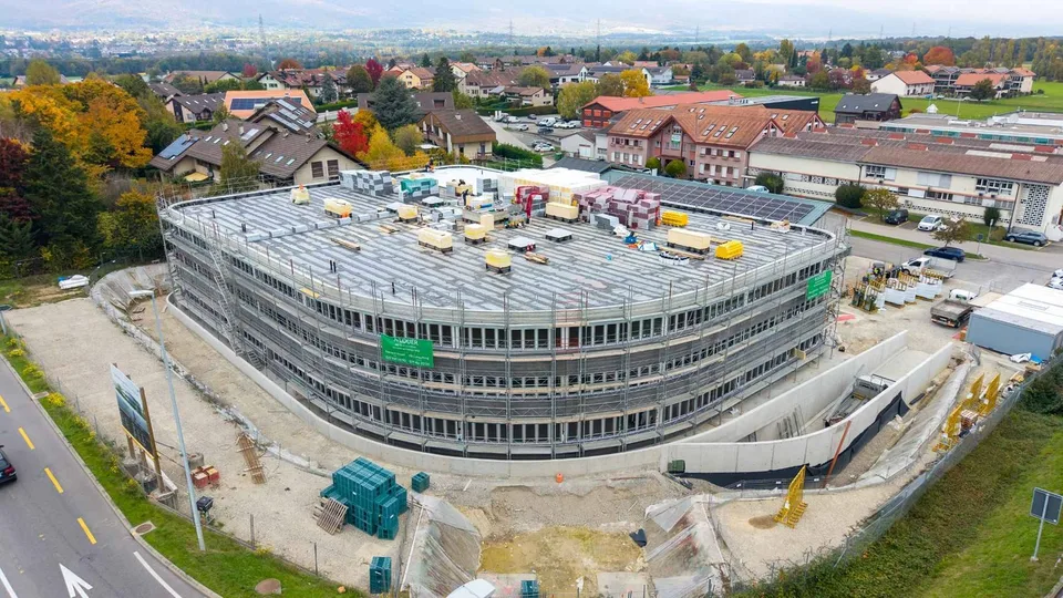 Dernier étage à vendre au sein d'un bâtiment artisanal neuf