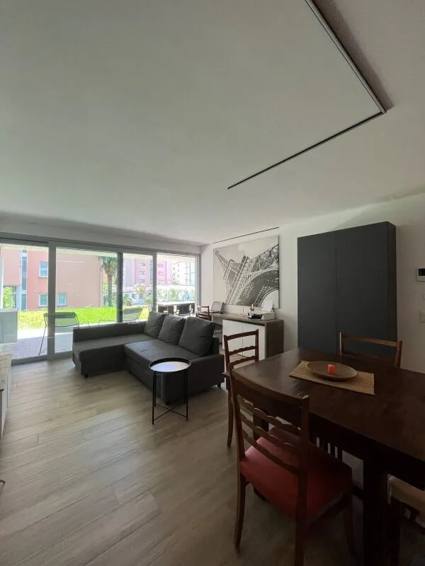 Appartamento di 2.5 locali con giardino, Bellinzona