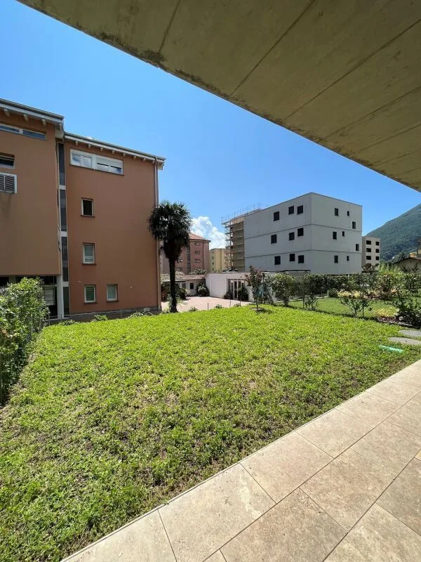 Zweieinhalb-Zimmer-Wohnung mit Garten, Bellinzona – Foto 8 von 13