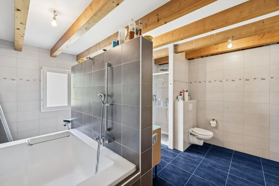 Einfamilienhaus in der Nähe von Sion - Großes Grundstück und großes Potenzial – Foto 7 von 11