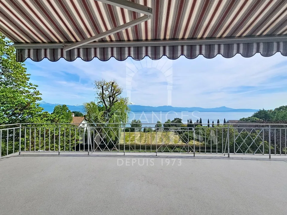 Situation premium : Villa avec vue lac, piscine naturelle et vaste jardin intimiste – photo 21 sur 26