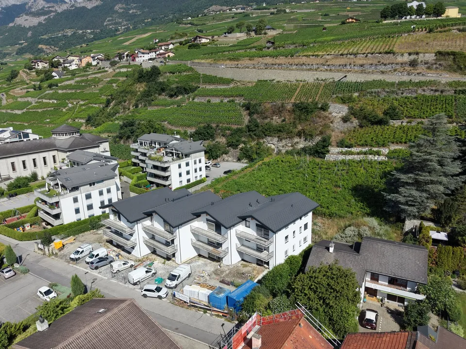 Appartamento nuovo di 4,5 locali con vista panoramica a Conthey