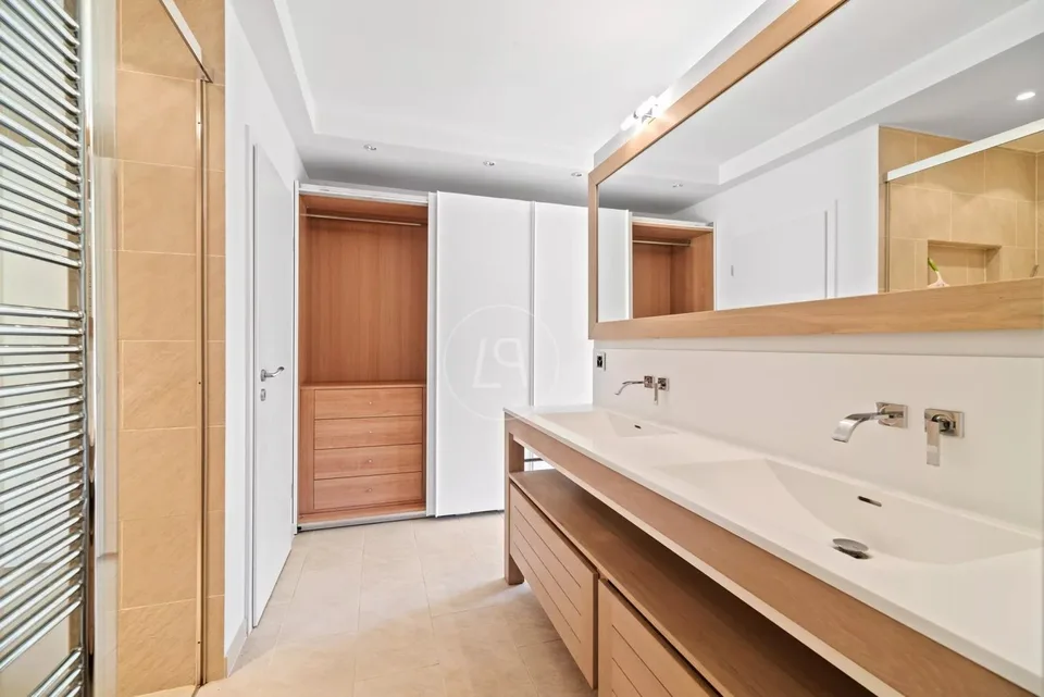 Bello duplex, 6,5 locali, con piscina, giardino nel cuore di Champel – foto 13 di 13