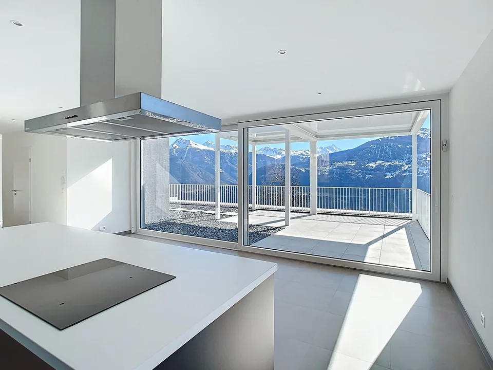 New Attic of Exception between Sky and Mountains – photo 8 of 13