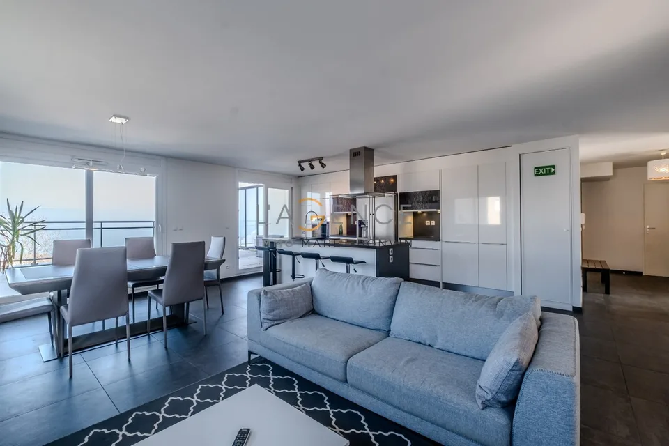 Appartamento con vista sul lago